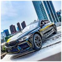 Коллекционная масштабная модель BMW M8 Competition 1:24 (металл, свет, звук)