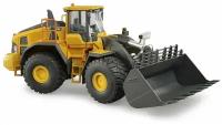 Bruder 02458 колесный погрузчик Volvo L260H (02-458)