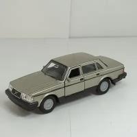 Металлическая машинка 1:34-1:39 VOLVO 240 GL, бежевый 43784D Welly