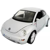 Коллекционная металлическая модель автомобиля Volkswagen New Beetle 1:18 Bburago 18-12021