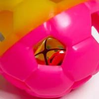 Игрушка резиновая ТероПром 7626834 "Футбольный мяч" с бубенчиком, 6 см, жёлтая/розовая
