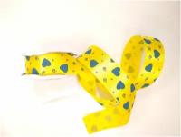 Лента с принтом шир 2.5 длина 2,5 м желтая с голубыми сердечками