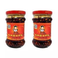 Соус острый с хрустящим перцем чили Spicy Chilli Crips (2 шт. по 210 г)