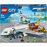 Конструктор LEGO Пассажирский Самолет City (60262)