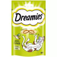 Лакомство для кошек Dreamies Подушечки с уткой, 60 г