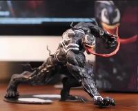 "Веном/Venom" коллекционная фигурка 16 см