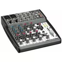 Микшерный пульт Behringer 1002