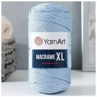 Пряжа "Macrame XL" 100% полиэстер 130м/250г (133 голубой)