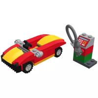 Конструктор LEGO Monthly Mini Model Build 40277 Автомобиль на заправке, 44 дет