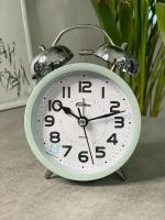 Часы настольные Ретро будильник зеленый