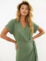 Платье миди женское из жатой ткани Wonderclo цвет оливковый, размер S
