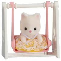 Игровой набор Sylvanian Families Младенец в сундучке 5201