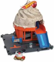 Игровой набор Hot Wheels City Downtown Ice Cream Swirl HKX38