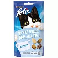 Лакомство для кошек Felix Хрустящее лакомство со вкусом молока