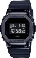 Наручные часы CASIO G-Shock GM-5600B, черный, серебряный