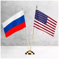 Настольные флаги России и США на пластиковой подставке под золото