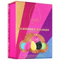 Набор BEAUTYBLENDER Подарочный Blender's Delight, спонжи: original (розовый) 1шт, joy (желтый) 1шт,мини-мыло 2шт, защитный футляр blender defender для хранения спонжей 1шт