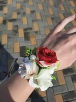 Браслеты для подружек невесты, цветочные браслеты бутоньерка цвет красно-бордовый 1 шт