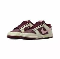 Nike Dunk Low Retro PRM Valentine's Day EU 42,5