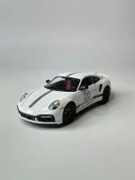 Машинка металлическая модель Porsche 911 Turbo S 1:24 белый