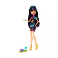 Кукла Monster High Клео Де Нил в кафетерии, 26 см, BJM18