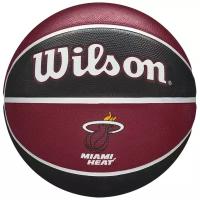 Мяч баскетбольный WILSON NBA Team Tribute Miami Heat, арт.WTB1300XBMIA, р.7, резина, бутиловая камера, бордово-черный