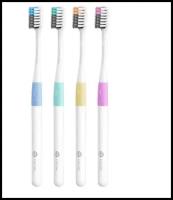 Набор зубных щеток Dr.bei Bass Toothbrush Classic with 1 Travel Package 4 шт