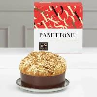 Итальянский панеттоне "PANETTONE AI TRE CIOCCOLATI", 750 г, вкуснейший кекс с тремя видами шоколада, приготовленный в печи и на натуральной опаре