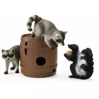 Набор Schleich «Охота за орехами. Еноты и скунс»