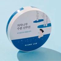 Солнцезащитный крем-кушон Round Lab Birch Juice Moisturizing Sun Cushion 15 гр