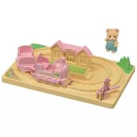 Sylvanian Families Набор "Игровая площадка "Паровозик" 5320