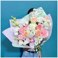 Букет Орхидеи и розы «Всегда прекрасный». Авторский букет 564. Leora Flowers дом цветочной моды
