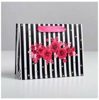 Пакет подарочный ламинированный "Gifts", 22 × 17,5 × 8 см