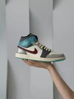 Кроссовки NIKE Air Jordan 1 Mid, размер 9 US (41.5 RU), бежевый, бордовый