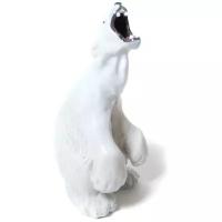 Фарфоровая фигура "Ревущий белый медведь" Royal Copenhagen. Bing & Grondahl