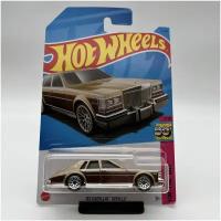 HKJ64 Машинка игрушка Hot Wheels металлическая коллекционная 82 Cadillac Seville синий;голубой