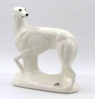 Грейхаунд (окрас белый ) фарфоровая статуэтка собаки