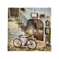 Постер на холсте Уютный маленький итальянский дворик с велосипедом, лестницей и горшечными цветами 50см. x 50см