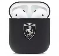 Чехол Ferrari Off-Track Genuine leather with metal logo для AirPods 1&2, цвет Черный (FEOA2LEBK)