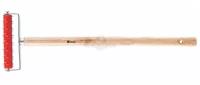 MATRIX Валик для гипсокартона, 150 мм, игольчатый, деревянная ручка 500 мм// MASTER 87901