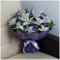 Белые орхидеи и синие ирисы Mini
