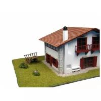 Сборная деревянная модель деревенского дома Artesania Latina Chalet kit de Caserio con carro, 1/72