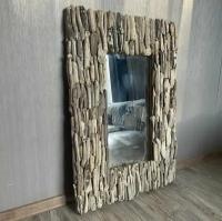 Зеркало на стену дизайнерское в деревянной раме
