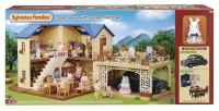 Игровой набор Sylvanian Families Большой дом с навесом для машины 5669