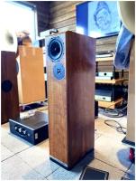 Напольная акустика DeVORE Fidelity Gibbons 9 Walnut