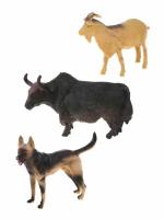 Фигурки животных: козел, буйвол и собака