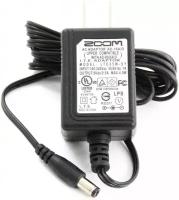 Блок питания Zoom AD16E для педалей и процессоров. 9V/500 mA