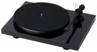 Виниловый проигрыватель Pro-Ject Debut RecordMaster II OM-5e High Gloss Black