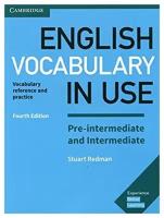 Redman, Stuart "English vocabulary in use pre-intermediate and intermediate book with answers. Cambridge UP,2017"