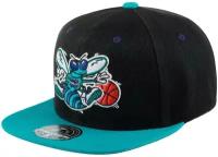 Бейсболка MITCHELL NESS арт. 6HSFRI20095-CHOBKTL Charlotte Hornets NBA (черный / голубой), размер 61